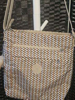 Kipling Chevron Crossbody Bag in Beige/Navy